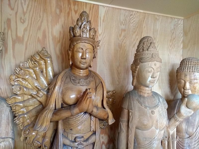 仏像たち