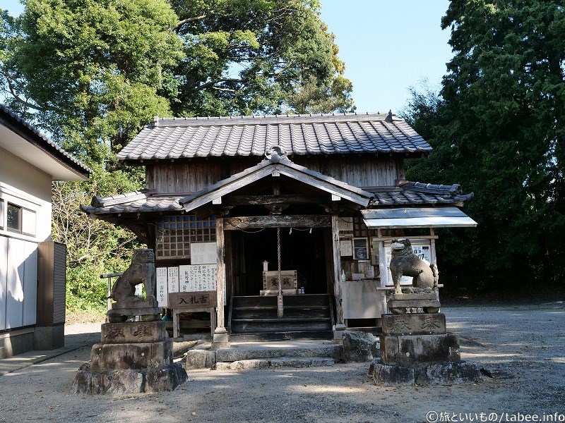 福岡県朝倉郡筑前町当所にあるため當所神社と呼ばれていますが、熊野神社とのこと。