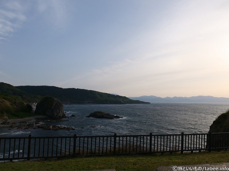 灯台周辺から見た津軽海峡