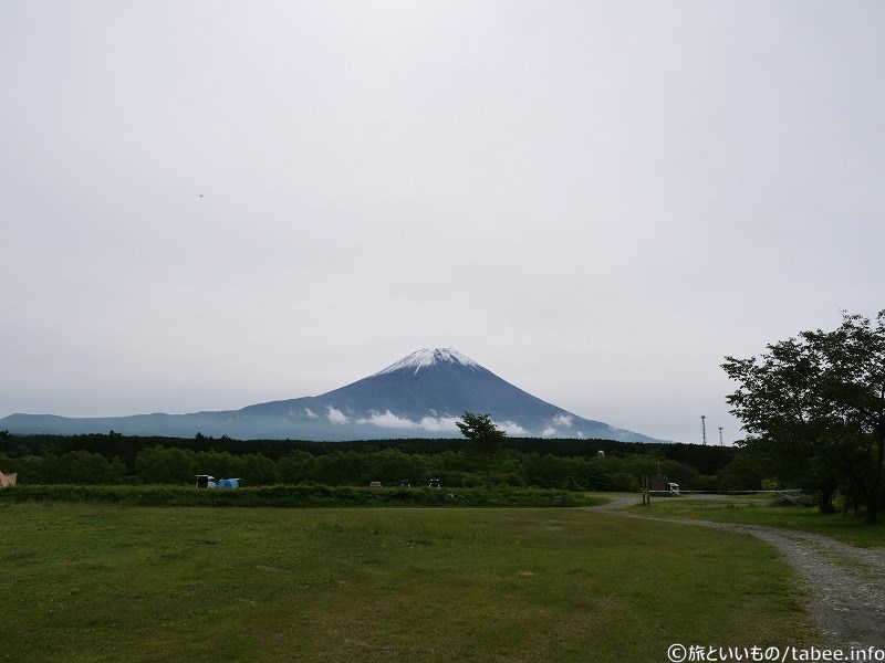富士山方面へ道なりに行きます
