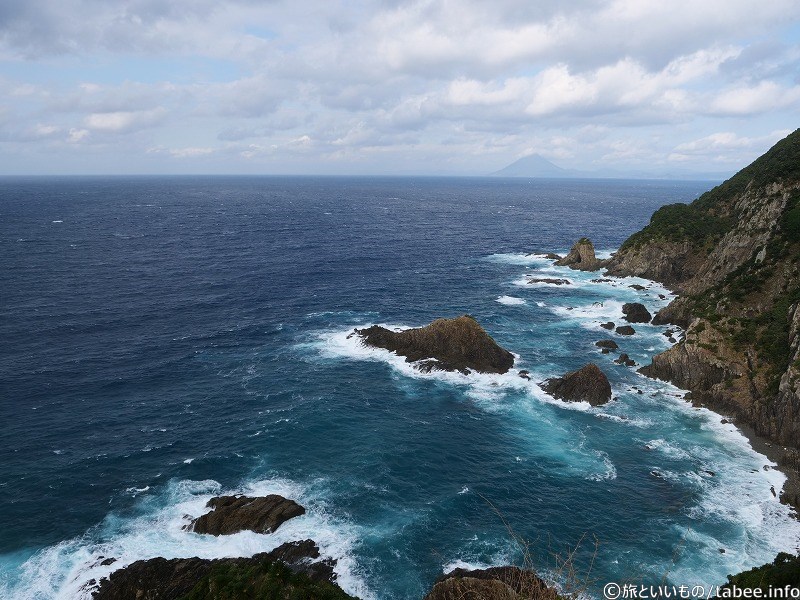 良い眺めです。海も青くて綺麗