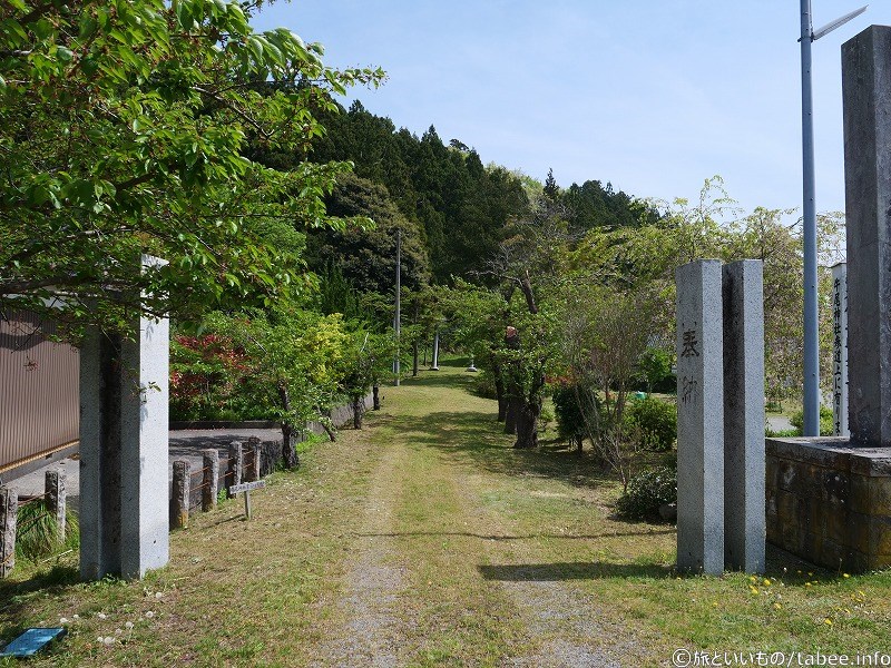 表参道正面