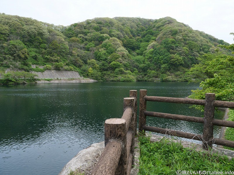ダムの河川名は「2級河川国府川水系天神股川」