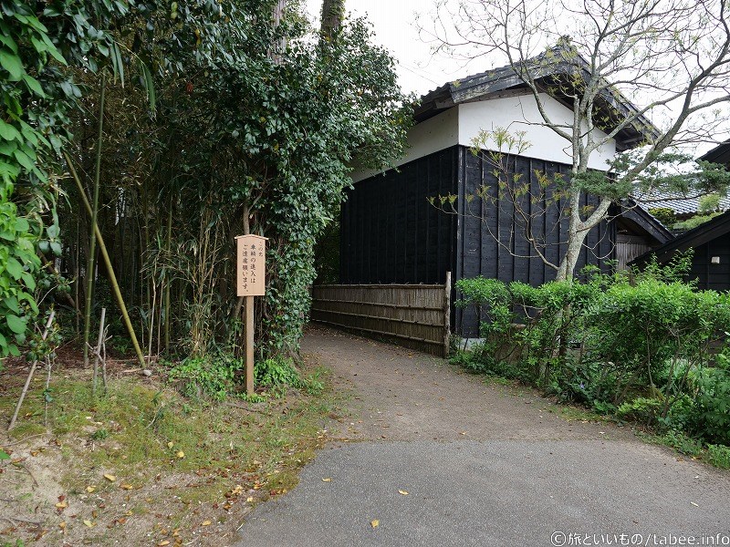 真っすぐ進みます