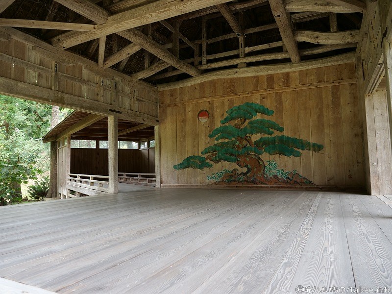 松と日輪の鏡板