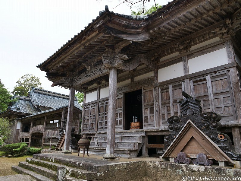 祖師堂斜め下から