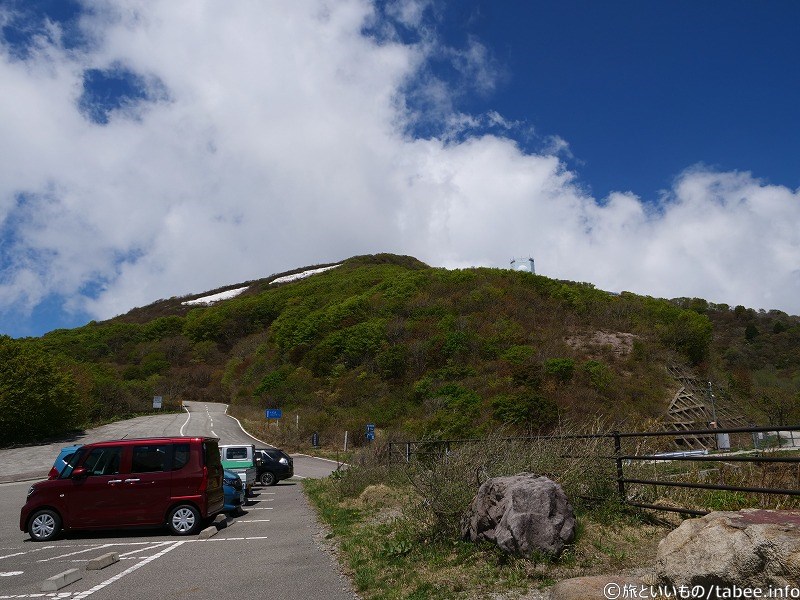 あの上り坂に行って見ましょう