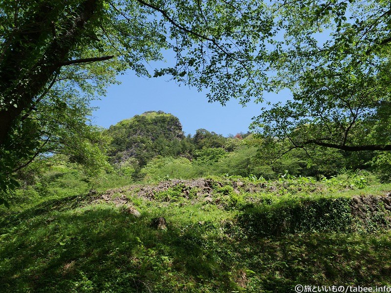 道遊の割戸の天頂部分が見えます