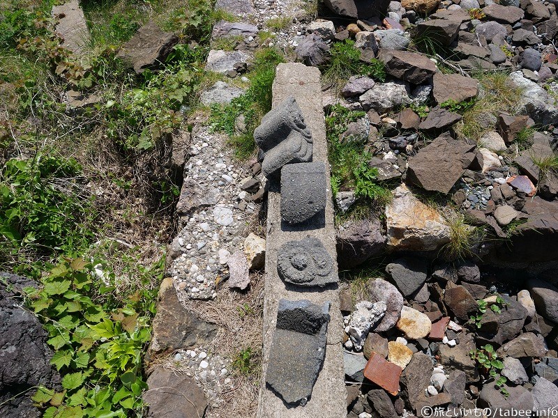 かつての建造物の名残