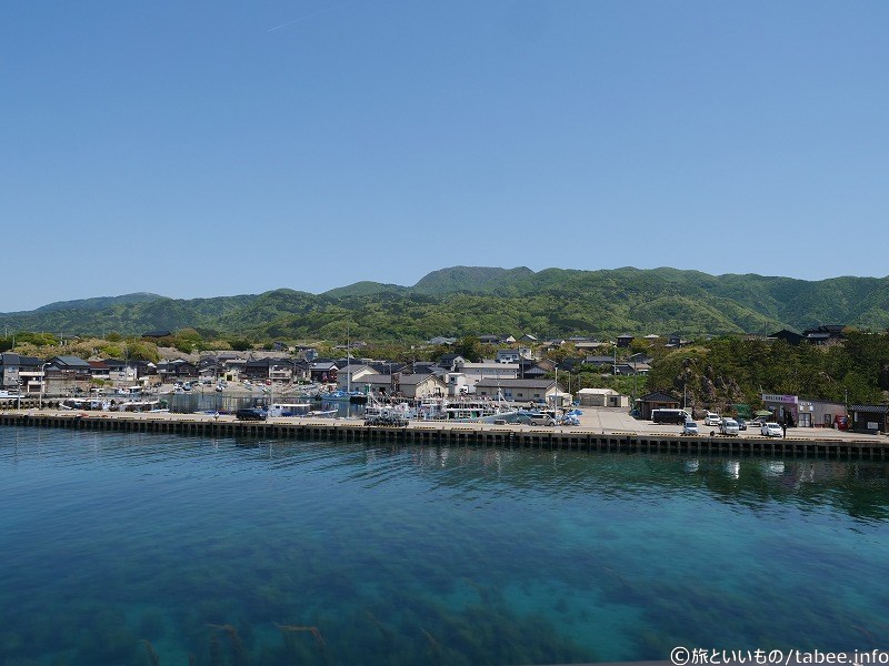 対岸の姫津漁港
